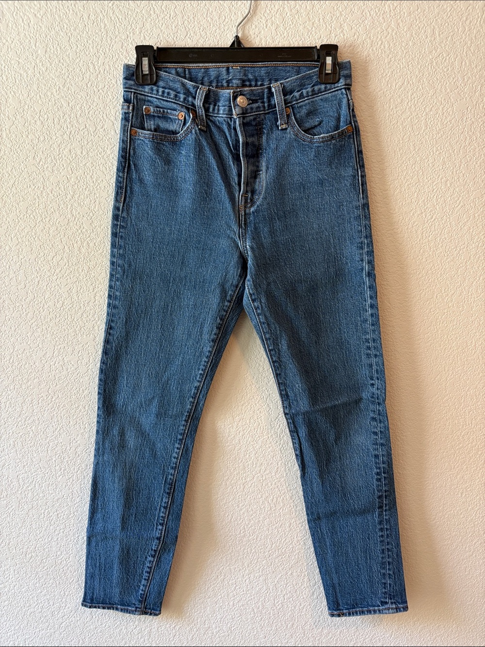 Levi's Women's Skinny Jeans in Classic Blue Denim